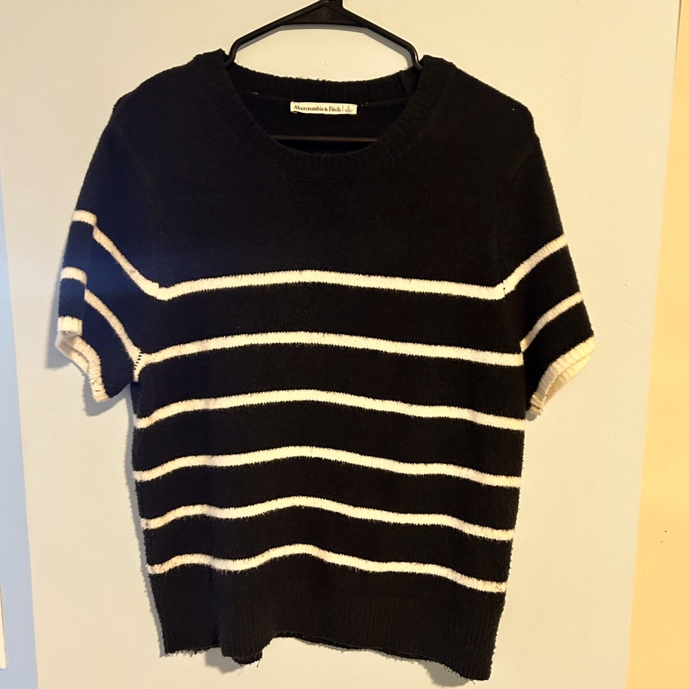Abercrombie and Fitch Striped Short Sleeve Sweater